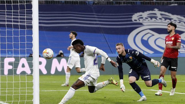 多特蒙德青春风暴席卷,年轻阵容掀翻联赛格局  多特蒙德青春风暴席卷,年轻阵容掀翻联赛格局